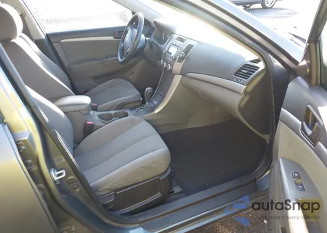 2010 Hyundai Sonata Gls from USA, damaged, VIN 5NPET4AC5AH621185